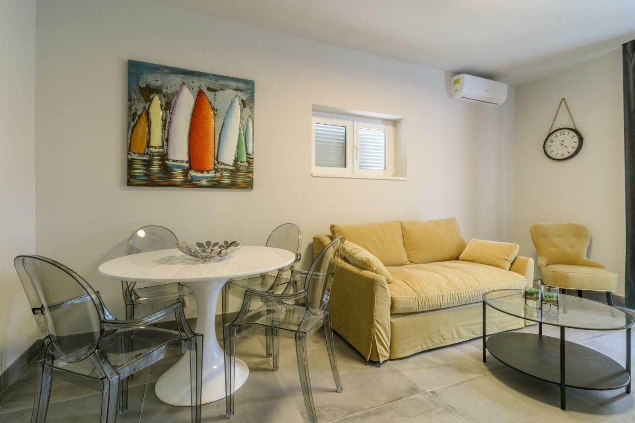 Villa Gala Trogir Eksteriør billede