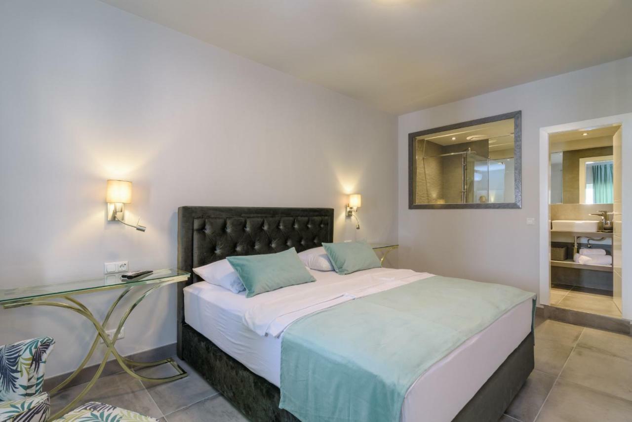 Villa Gala Trogir Eksteriør billede