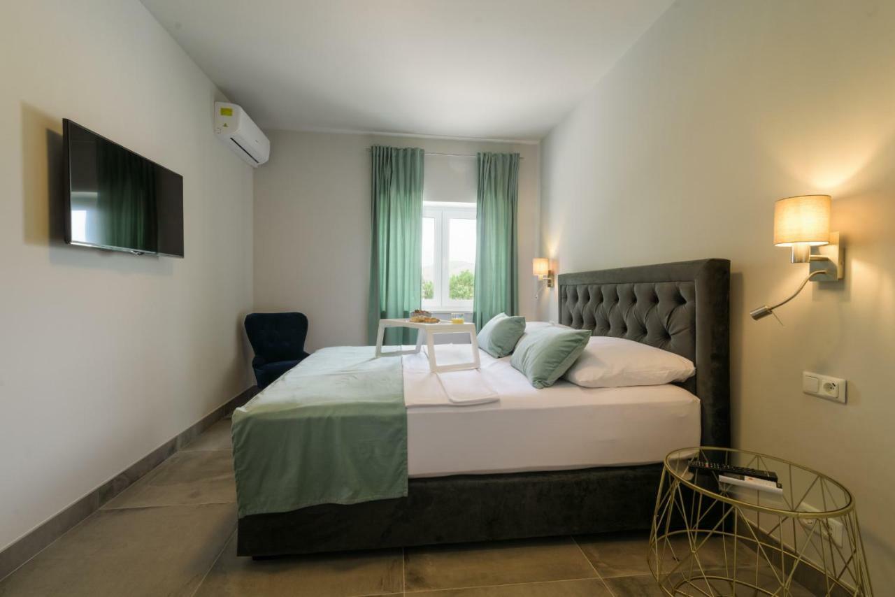 Villa Gala Trogir Eksteriør billede