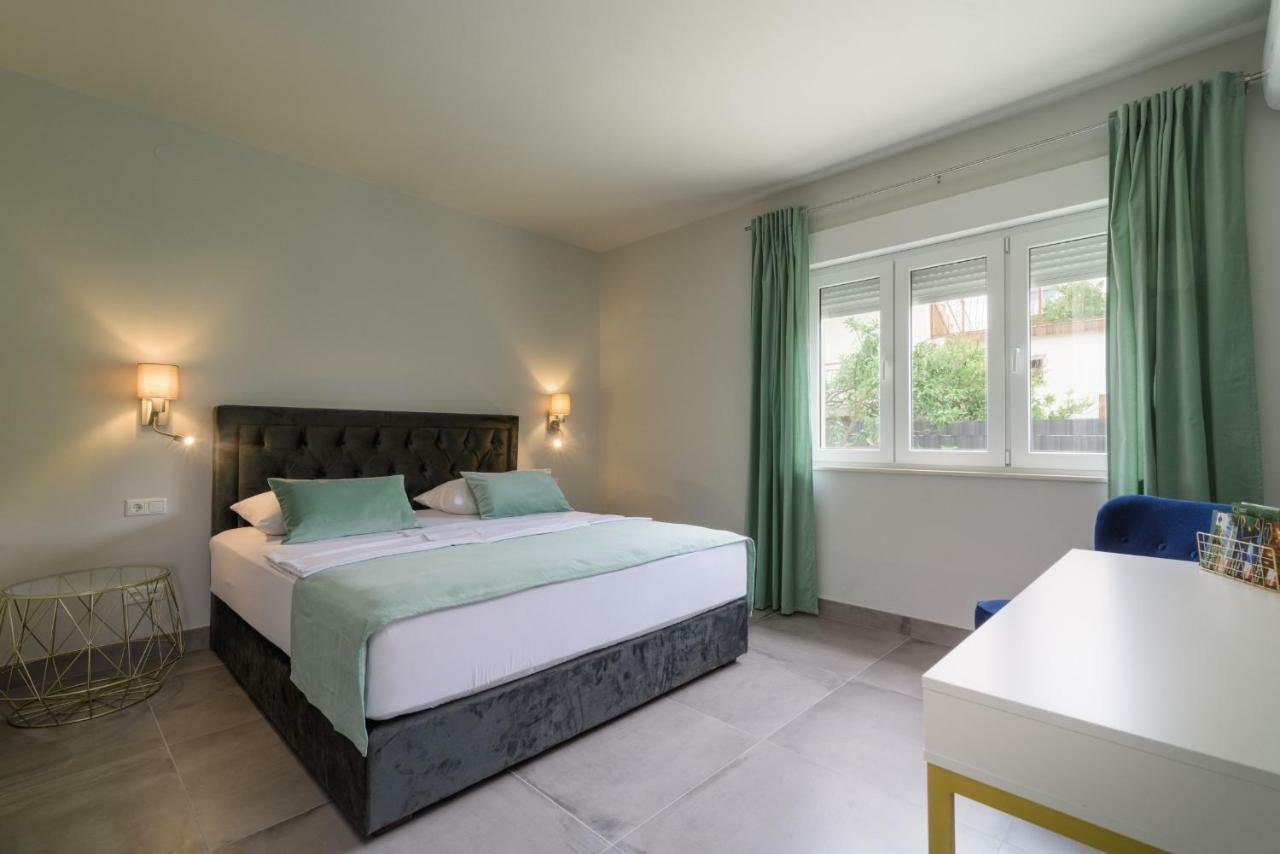 Villa Gala Trogir Eksteriør billede