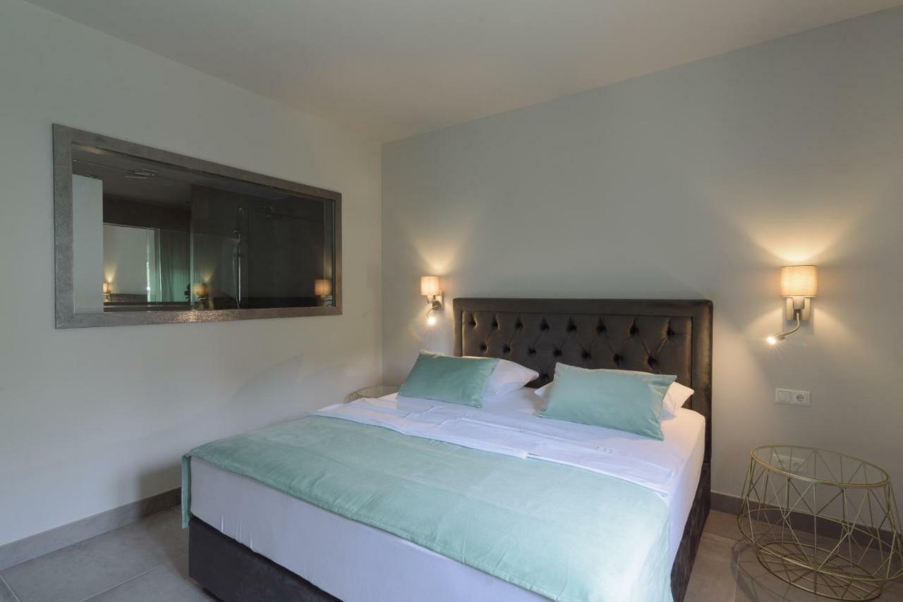 Villa Gala Trogir Eksteriør billede