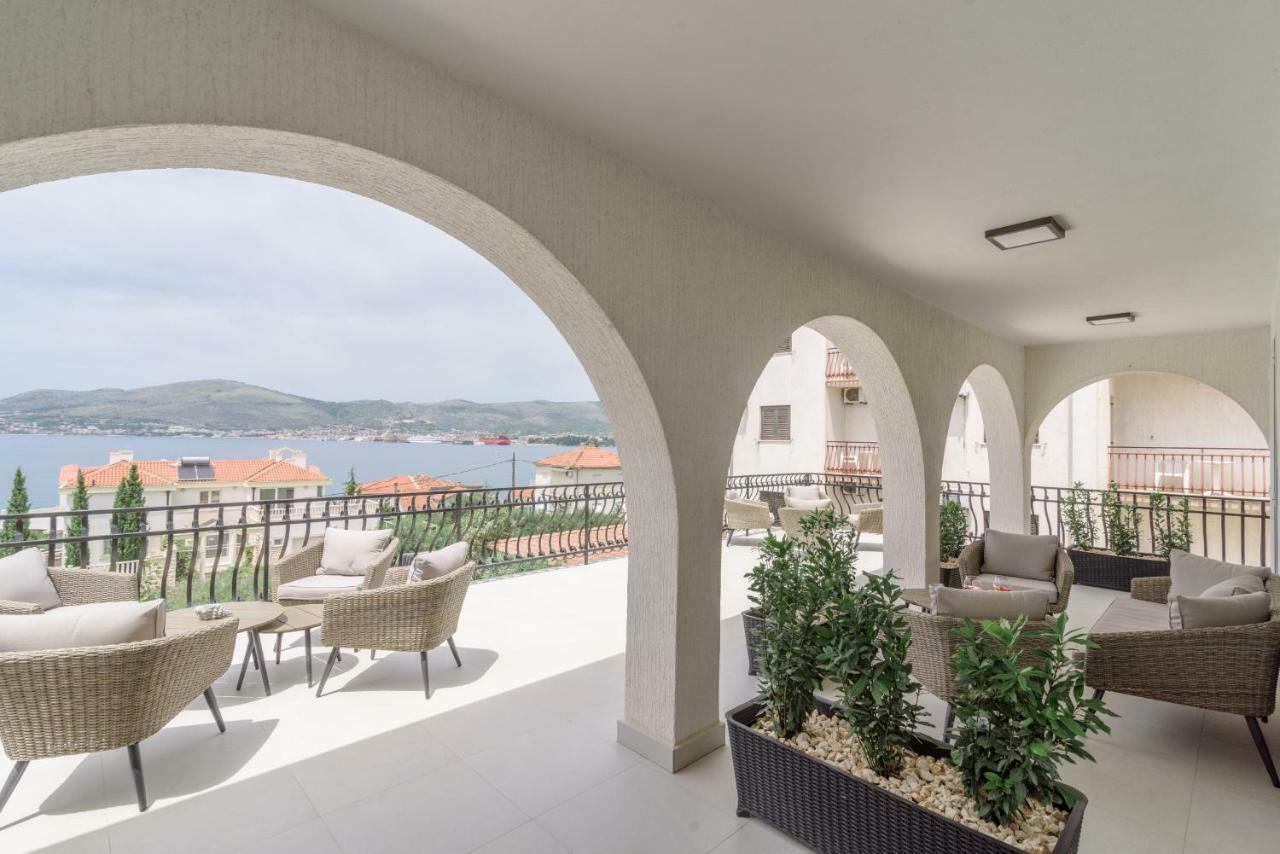 Villa Gala Trogir Eksteriør billede