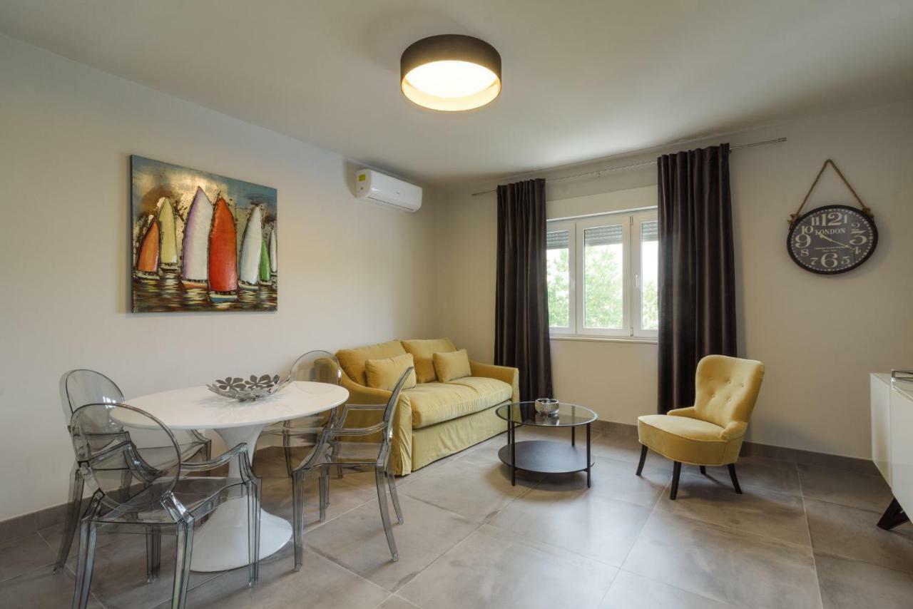 Villa Gala Trogir Eksteriør billede