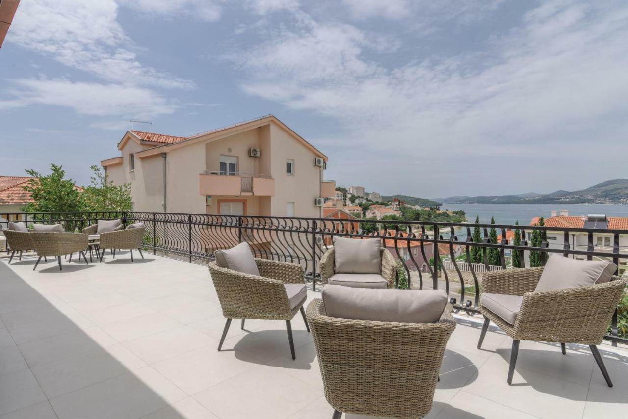 Villa Gala Trogir Eksteriør billede