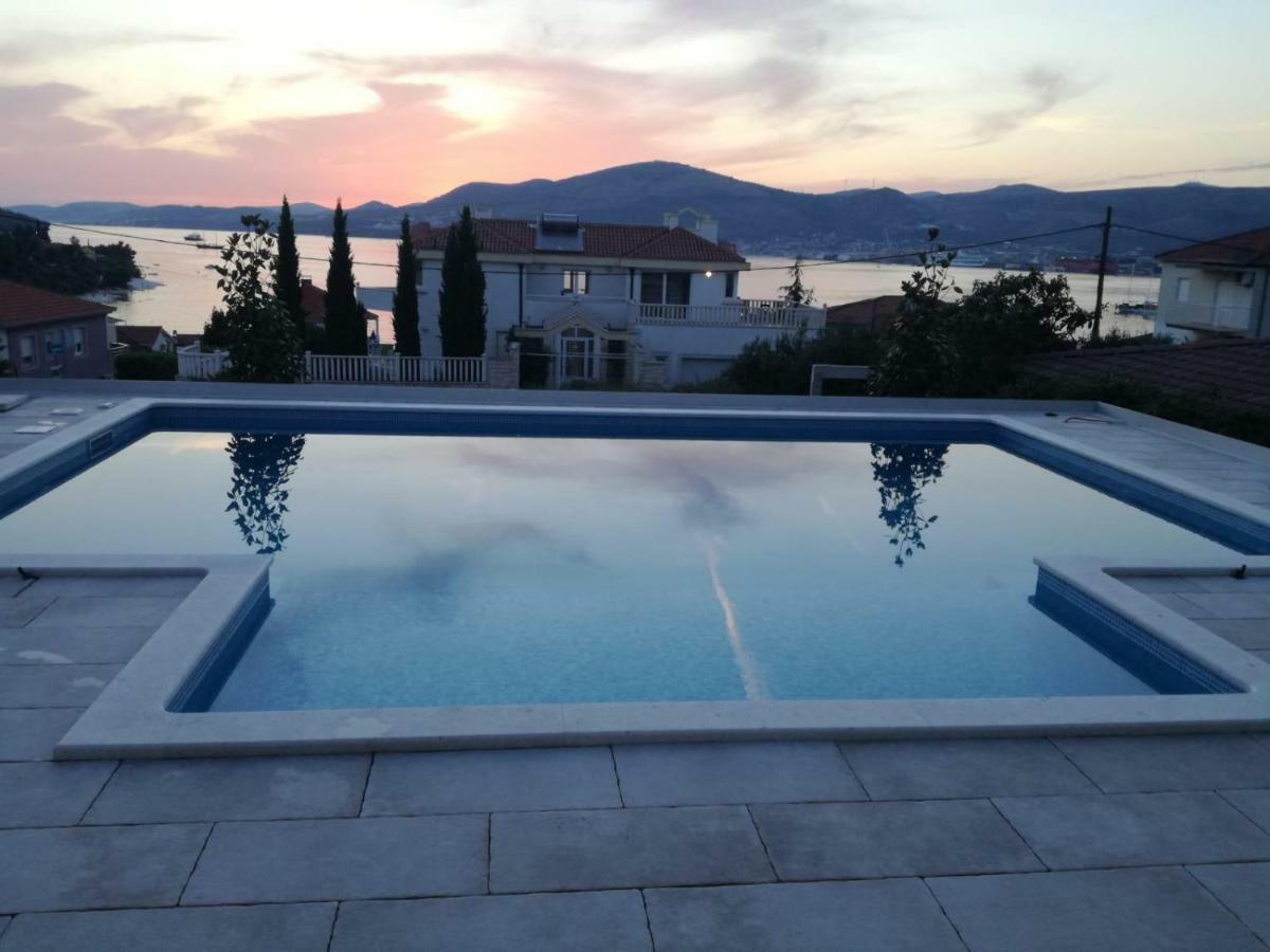Villa Gala Trogir Eksteriør billede