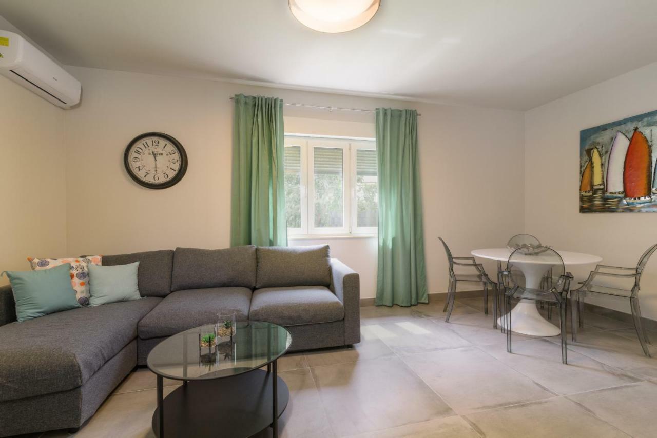 Villa Gala Trogir Eksteriør billede