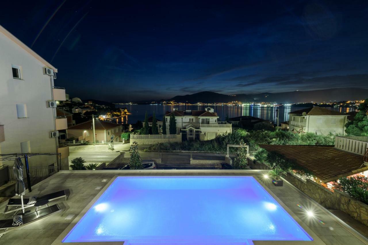 Villa Gala Trogir Eksteriør billede